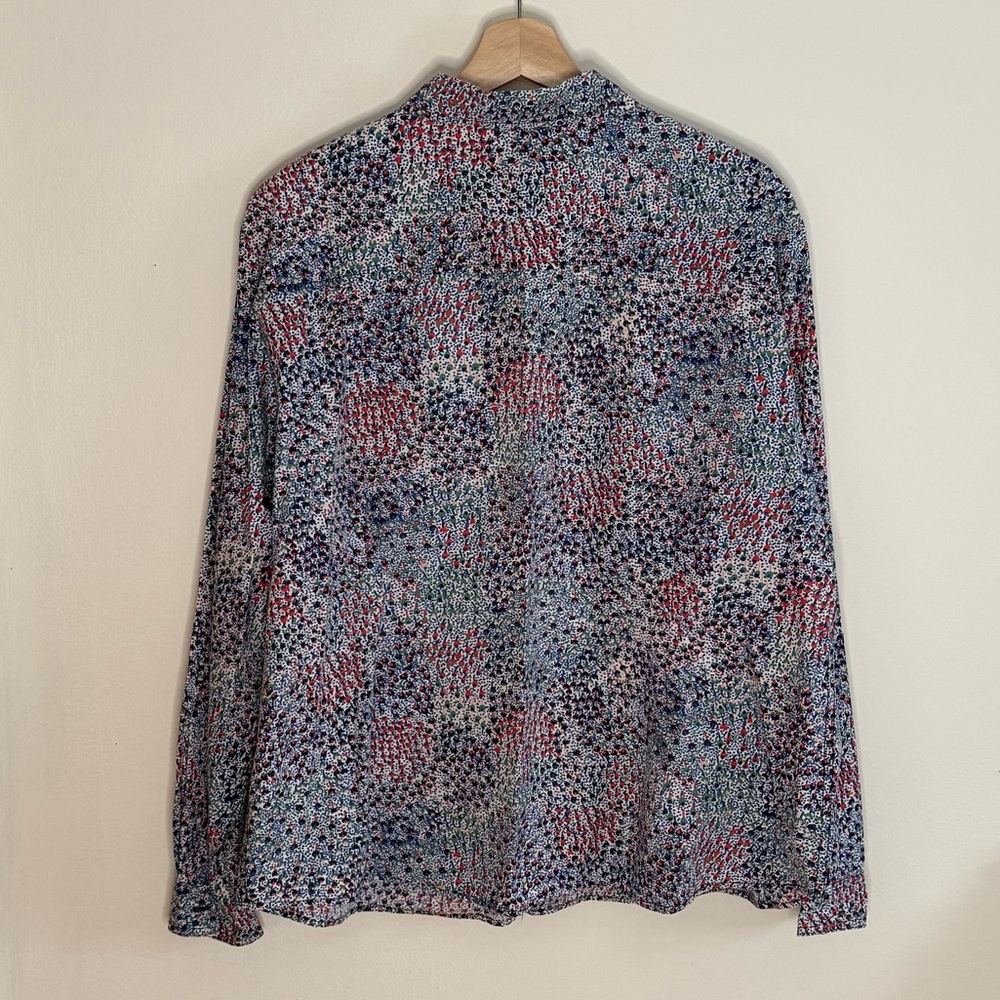 Boden Floral Button Down - Picture 2 of 8